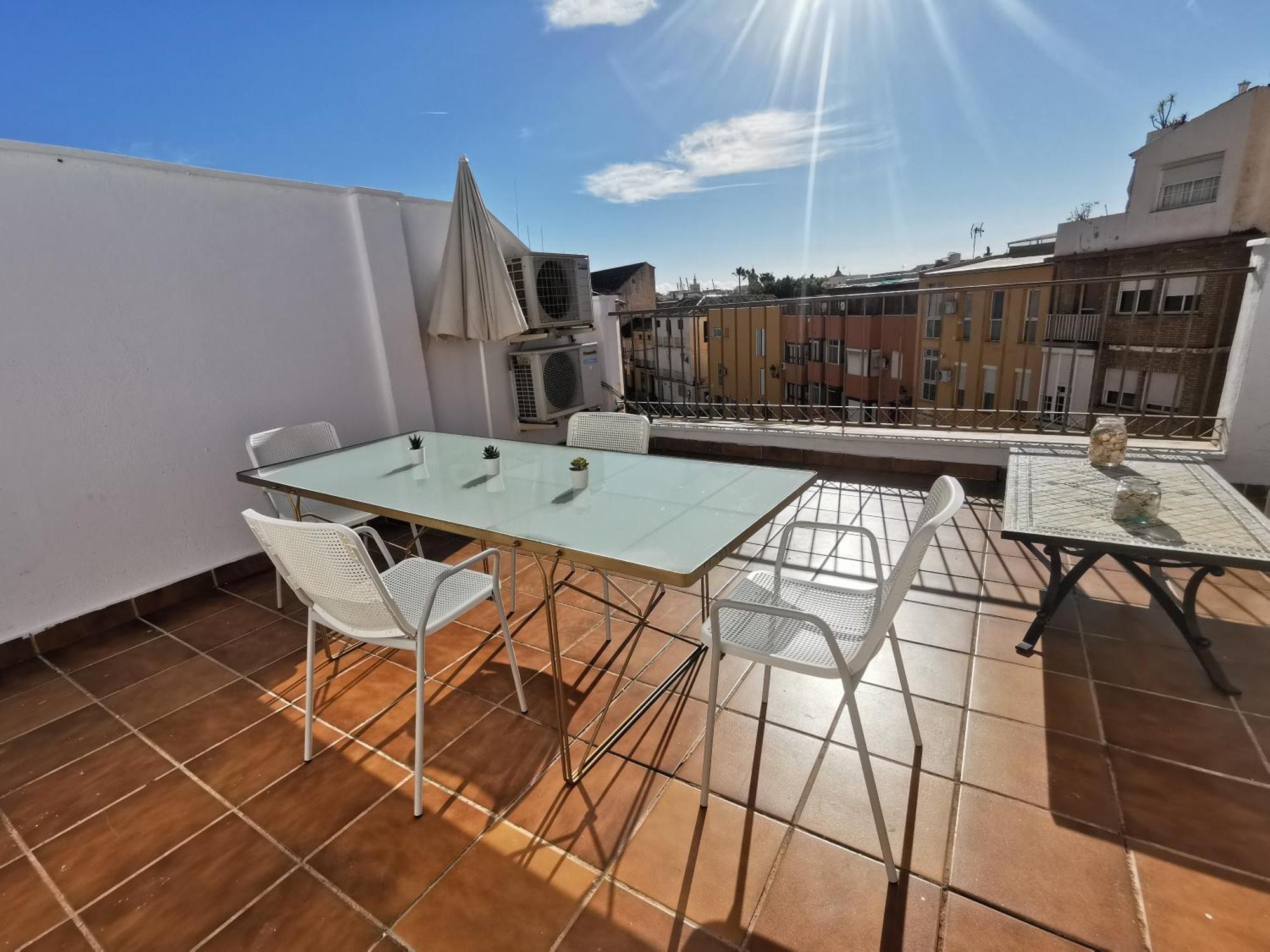 Apartmán Atico Con Vistas Centro Historico / Terraza 40 M Màlaga Exteriér fotografie